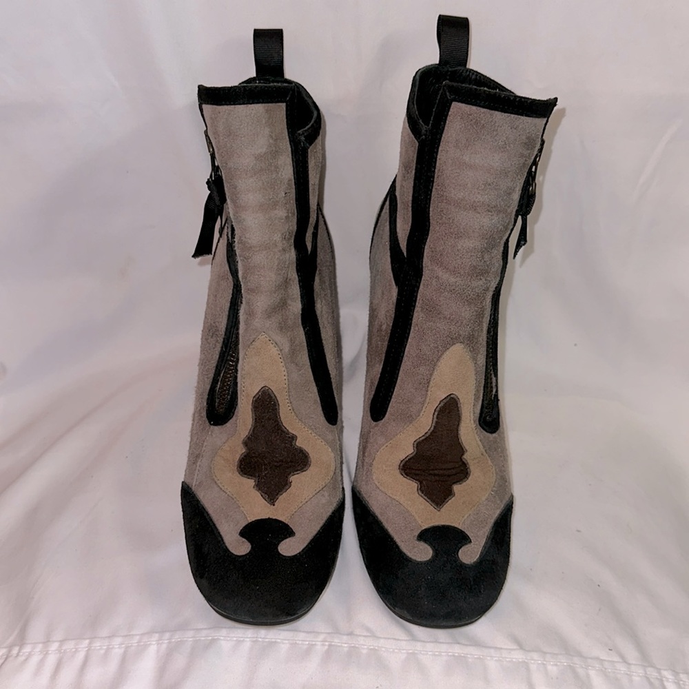 Maliparmi Sz.40 Colorblock Suede Heel Boot